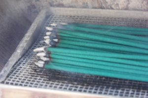 お線香の面白い香り10選!不二家ミルキー、ボンタンアメやいちごみるくも?