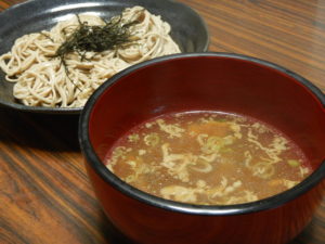 牛丼レトルトのアレンジレシピ！激うまの肉そばに簡単大変身！